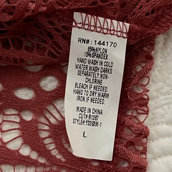 Tutta Bella Maternity Lace Top | Size Large - Picture 8 of 8